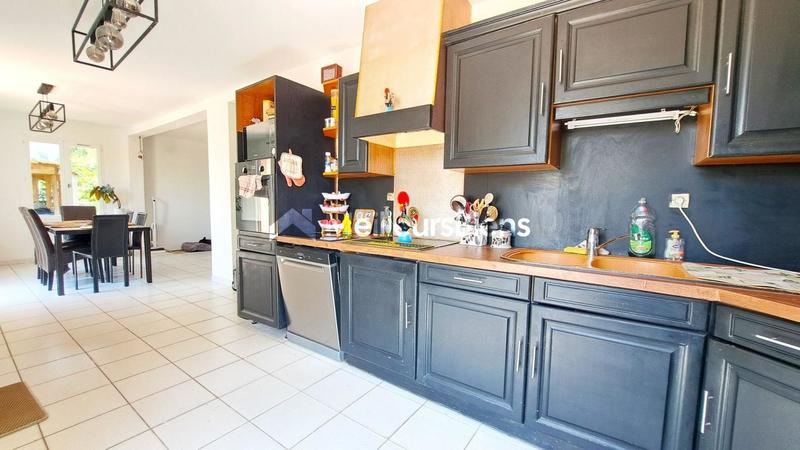 Maison - 107 m² - 6 pièces