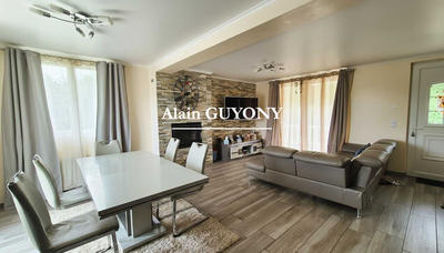 Maison traditionnelle - 133 m² - 6 pièces