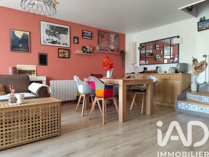 Maison - 93 m² - 4 pièces