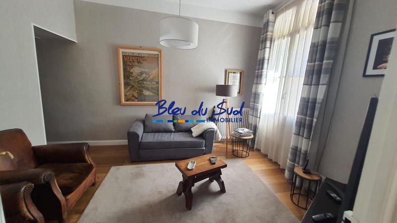 Maison de ville - 196 m² - 10 pièces