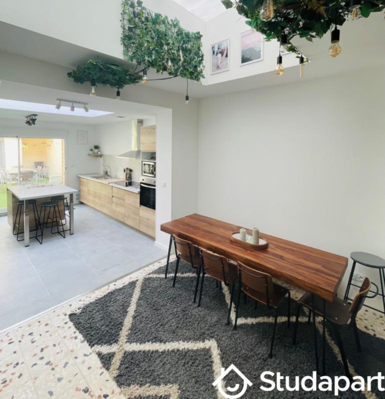 Chambre - 12 m² - 1 pièce