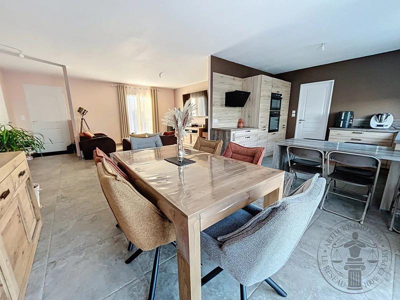 Maison - 115 m² - 6 pièces