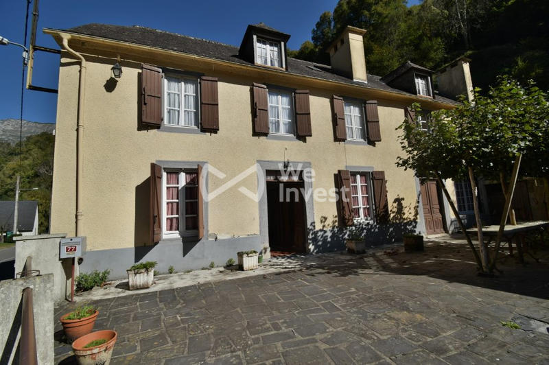 Maison ancienne - 220 m² - 10 pièces