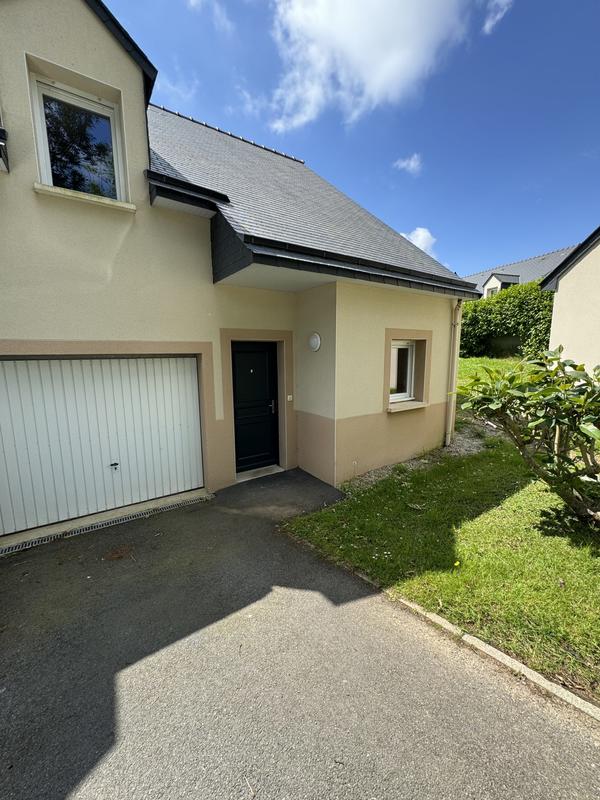 Maison traditionnelle - 83 m² - 5 pièces