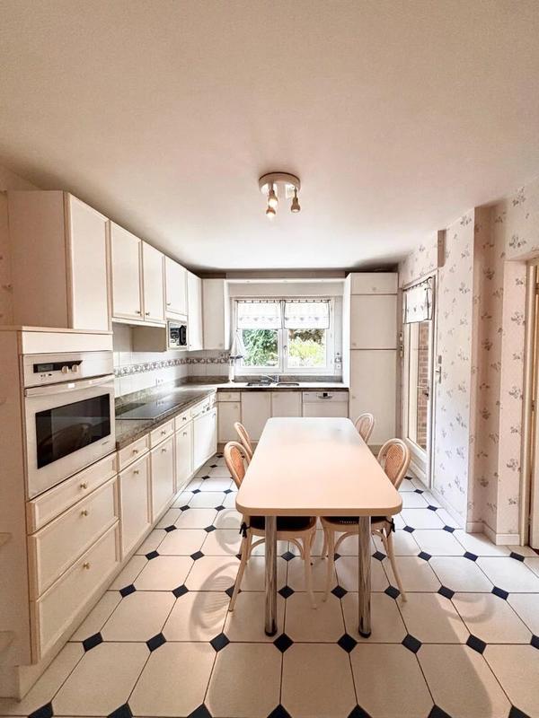 Maison - 152 m² - 5 pièces