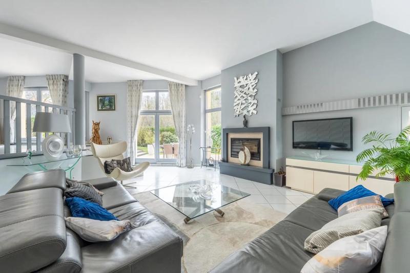 Maison d'architecte - 205 m² - 8 pièces