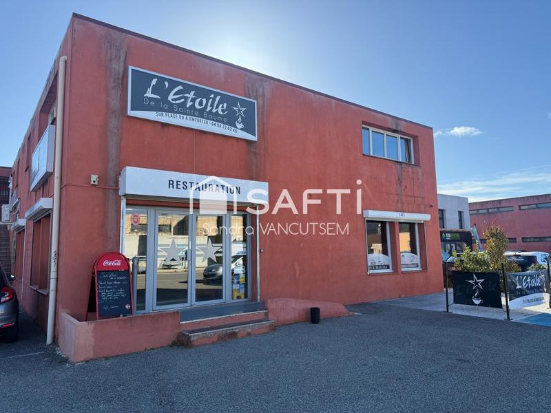 Local commercial - 231 m² - 3 pièces