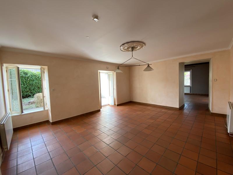 Maison - 175 m² - 10 pièces