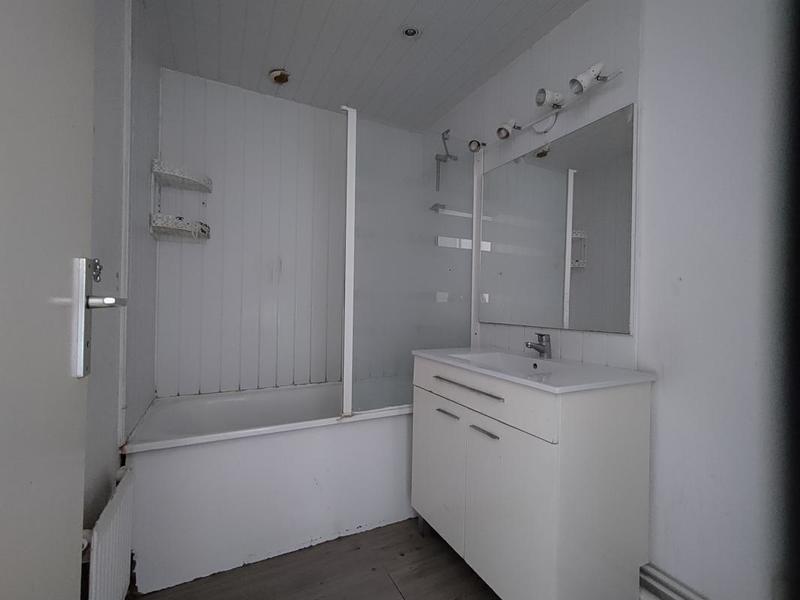 Maison - 99 m² - 5 pièces