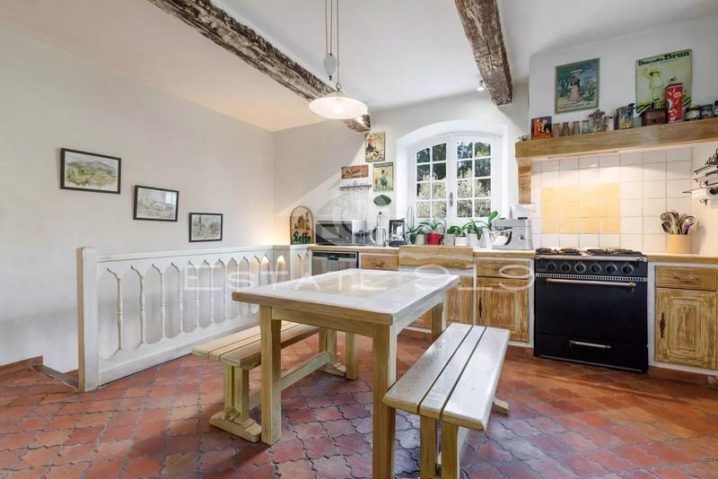 Villa - 188 m² - 7 pièces