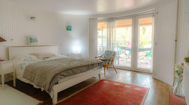 Maison - 280 m² - 8 pièces