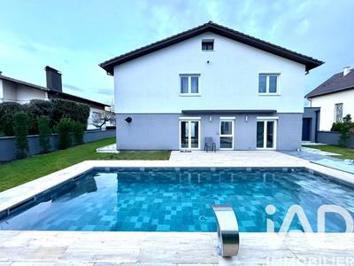 Maison - 162 m² - 6 pièces