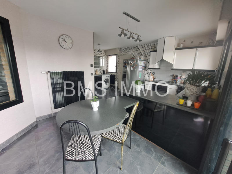 Maison - 167 m² - 6 pièces