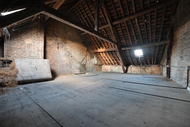 Maison - 289 m² - 2 pièces