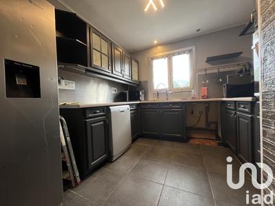 Maison - 83 m² - 5 pièces