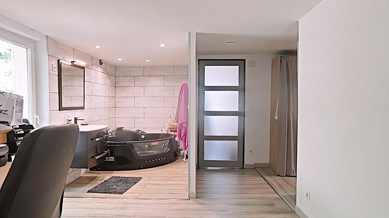 Maison - 170 m² - 7 pièces