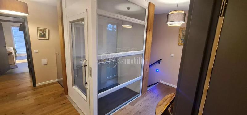 Maison - 164 m² - 5 pièces