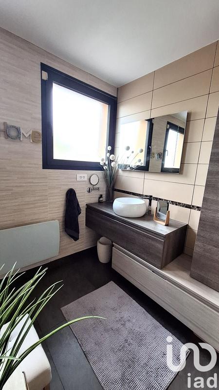 Maison - 145 m² - 6 pièces