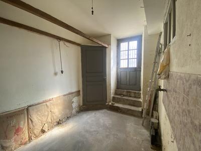 Maison traditionnelle - 70 m² - 6 pièces
