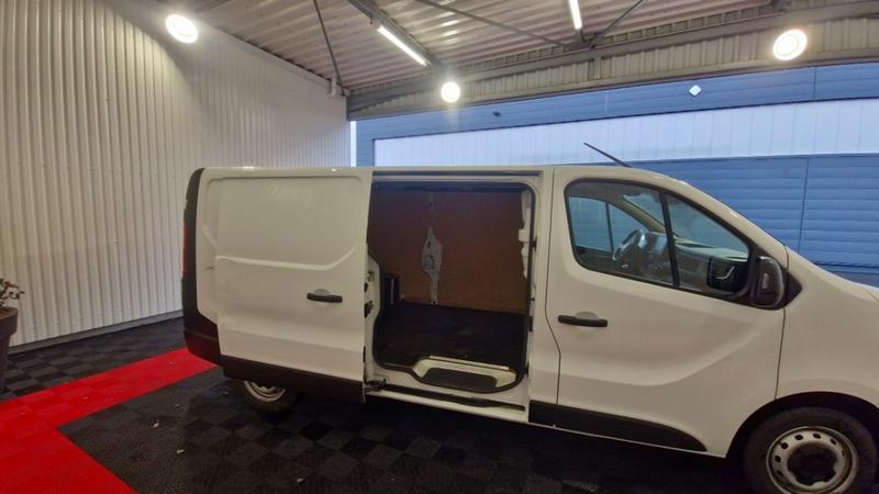 Renault Trafic l2h1 3000 kg blue dci 130 grand confort