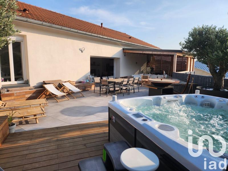 Loft - 139 m² - 5 pièces