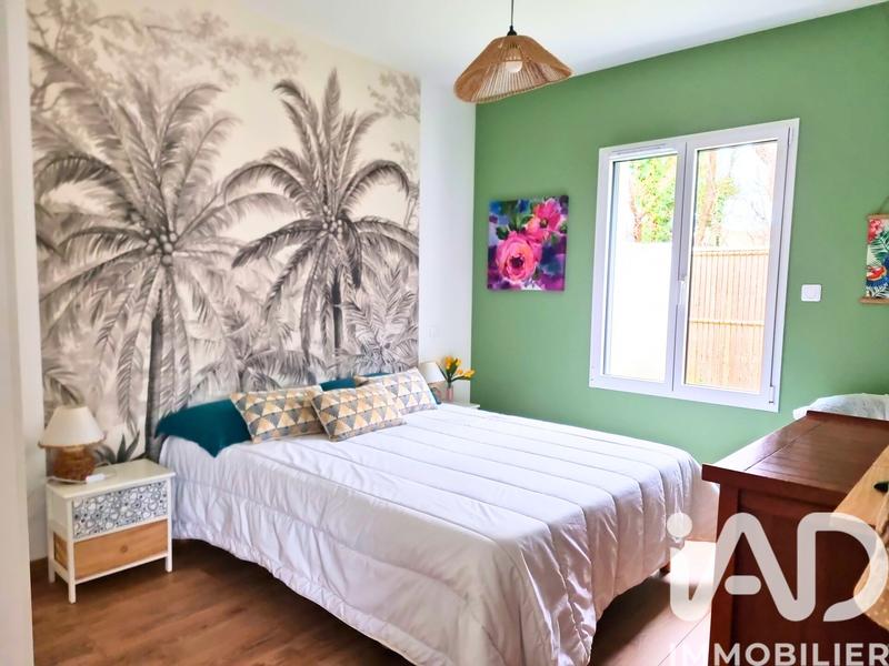 Maison - 95 m² - 4 pièces