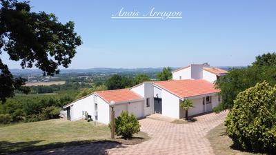 Maison d'architecte - 191 m² - 5 pièces