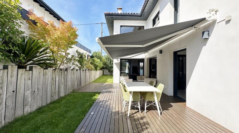 Maison d'architecte - 140 m² - 4 pièces