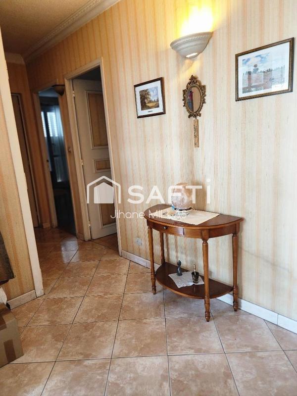 Appartement - 80 m² - 3 pièces