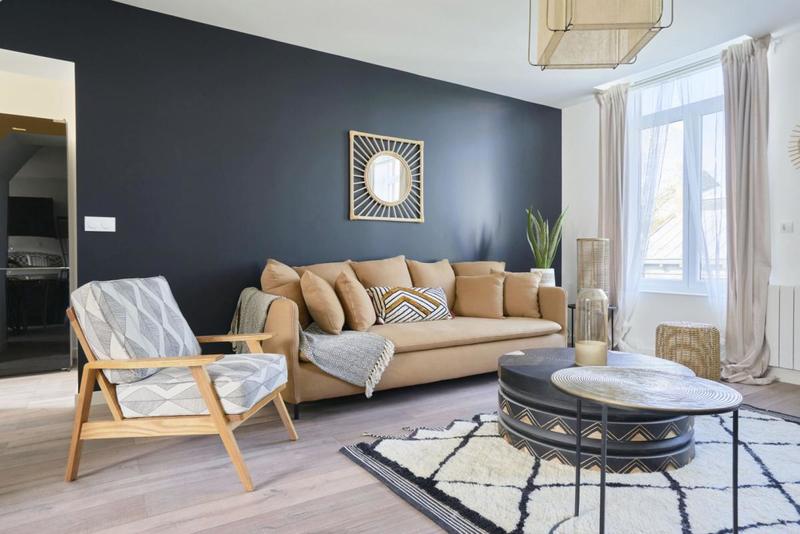 Appartement - 140 m² - 8 pièces