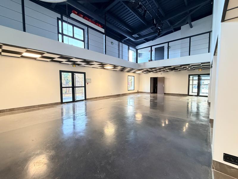 Local d'activités - 560 m²