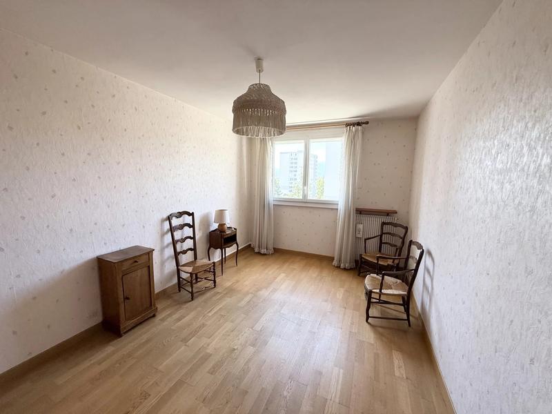 Appartement - 88 m² - 4 pièces