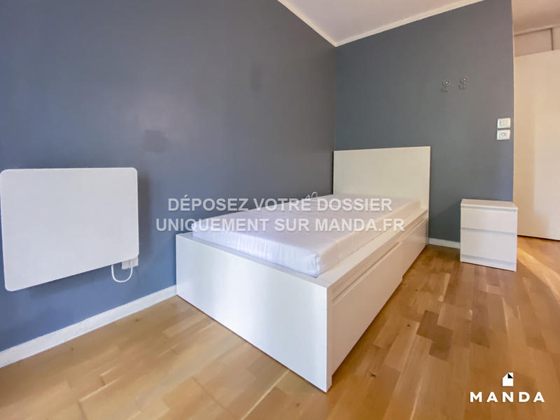 Chambre - 10 m² - 4 pièces