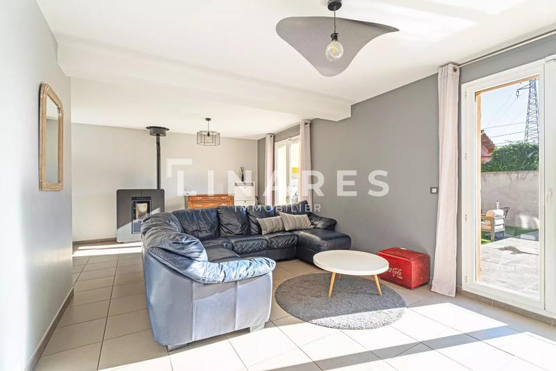 Maison - 122 m² - 5 pièces