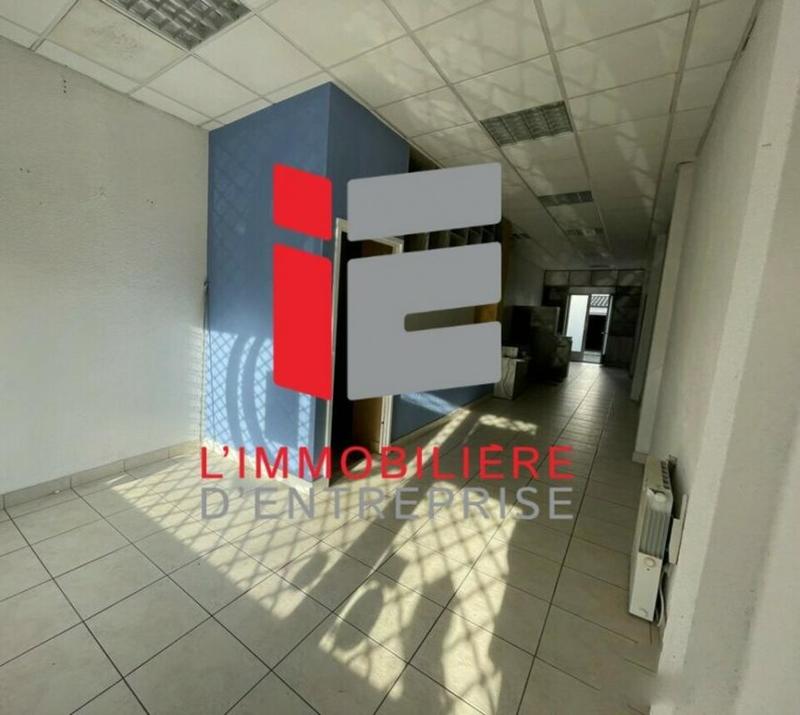 Local commercial - 157 m²