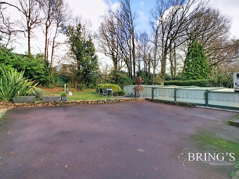 Maison - 162 m² - 6 pièces