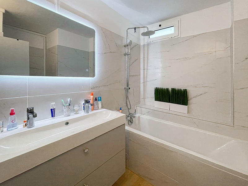 Appartement - 87 m² - 4 pièces