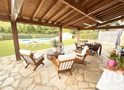 Maison - 177 m² - 5 pièces