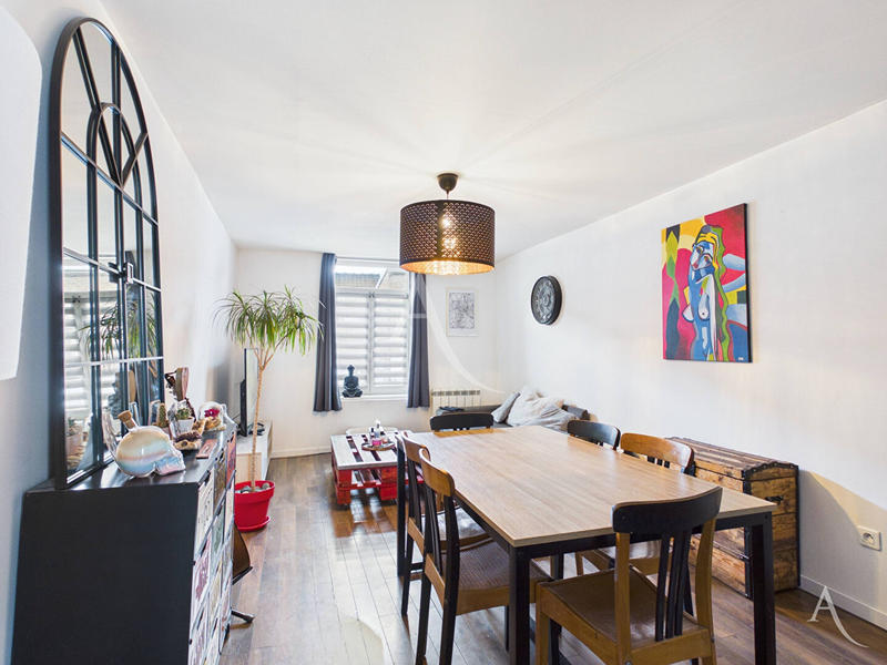 Local commercial - 44 m² - 2 pièces