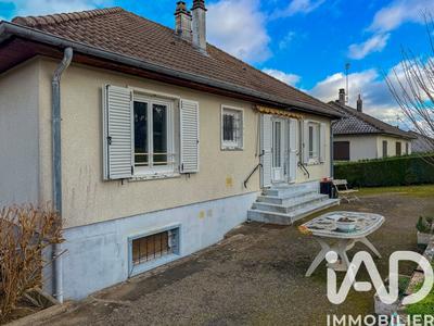 Maison - 94 m² - 6 pièces