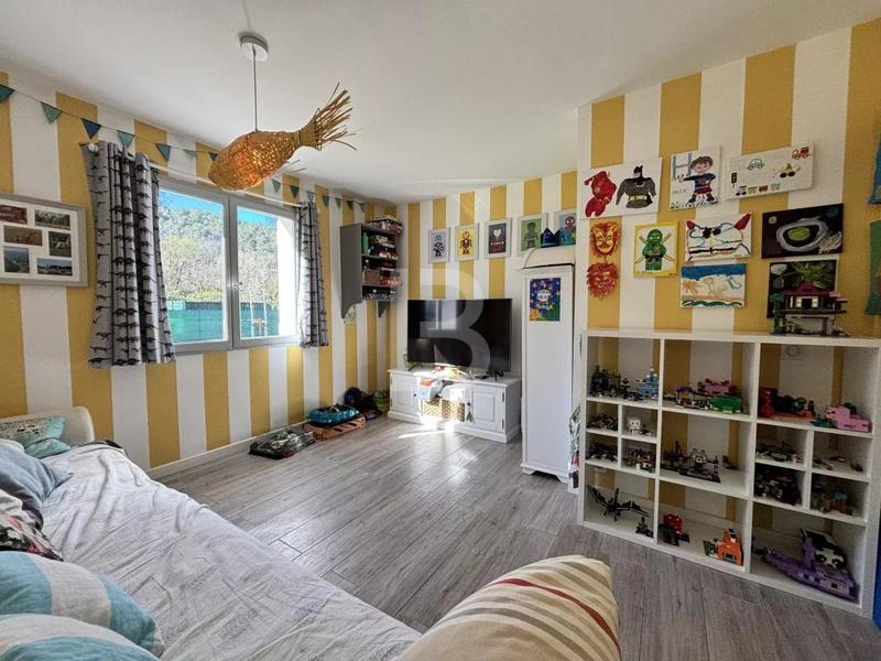 Villa - 204 m² - 8 pièces