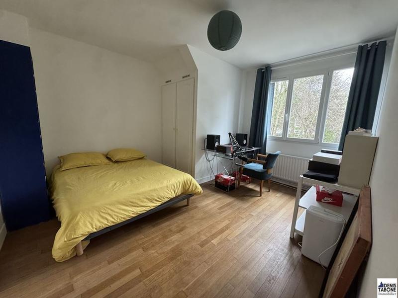 Maison traditionnelle - 112 m² - 6 pièces