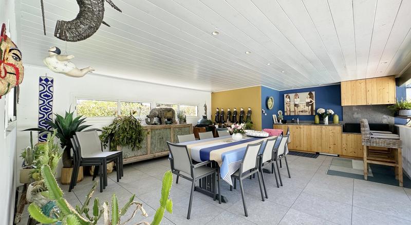 Maison d'architecte - 250 m² - 9 pièces