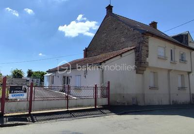 Maison - 123 m² - 7 pièces