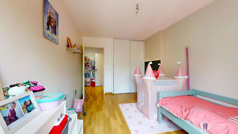 Appartement - 70 m² - 3 pièces