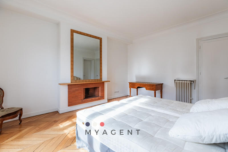 Bureau - 163 m² - 6 pièces