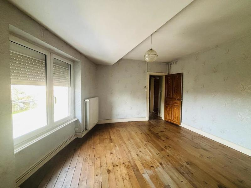 Maison - 95 m² - 4 pièces