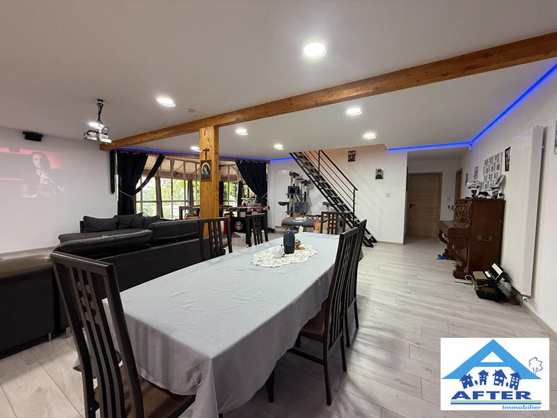 Maison - 284 m² - 7 pièces