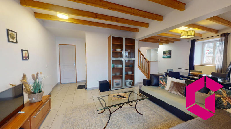 Maison - 102 m² - 4 pièces