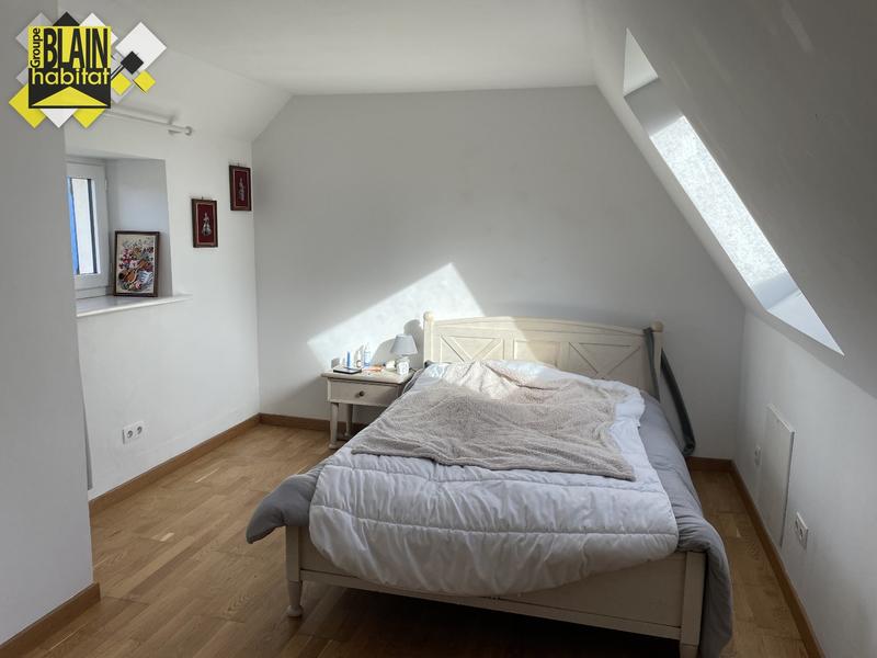 Maison - 105 m² - 7 pièces